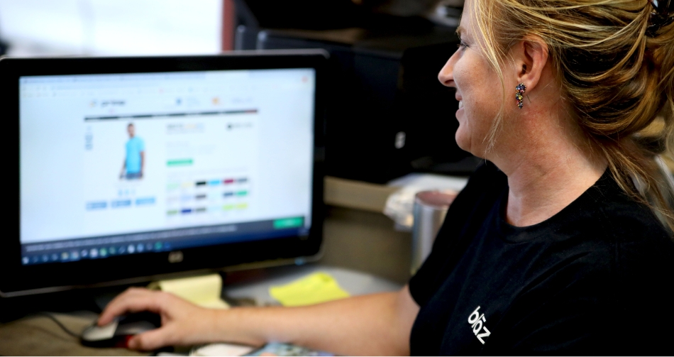 Woman in front of a monitor